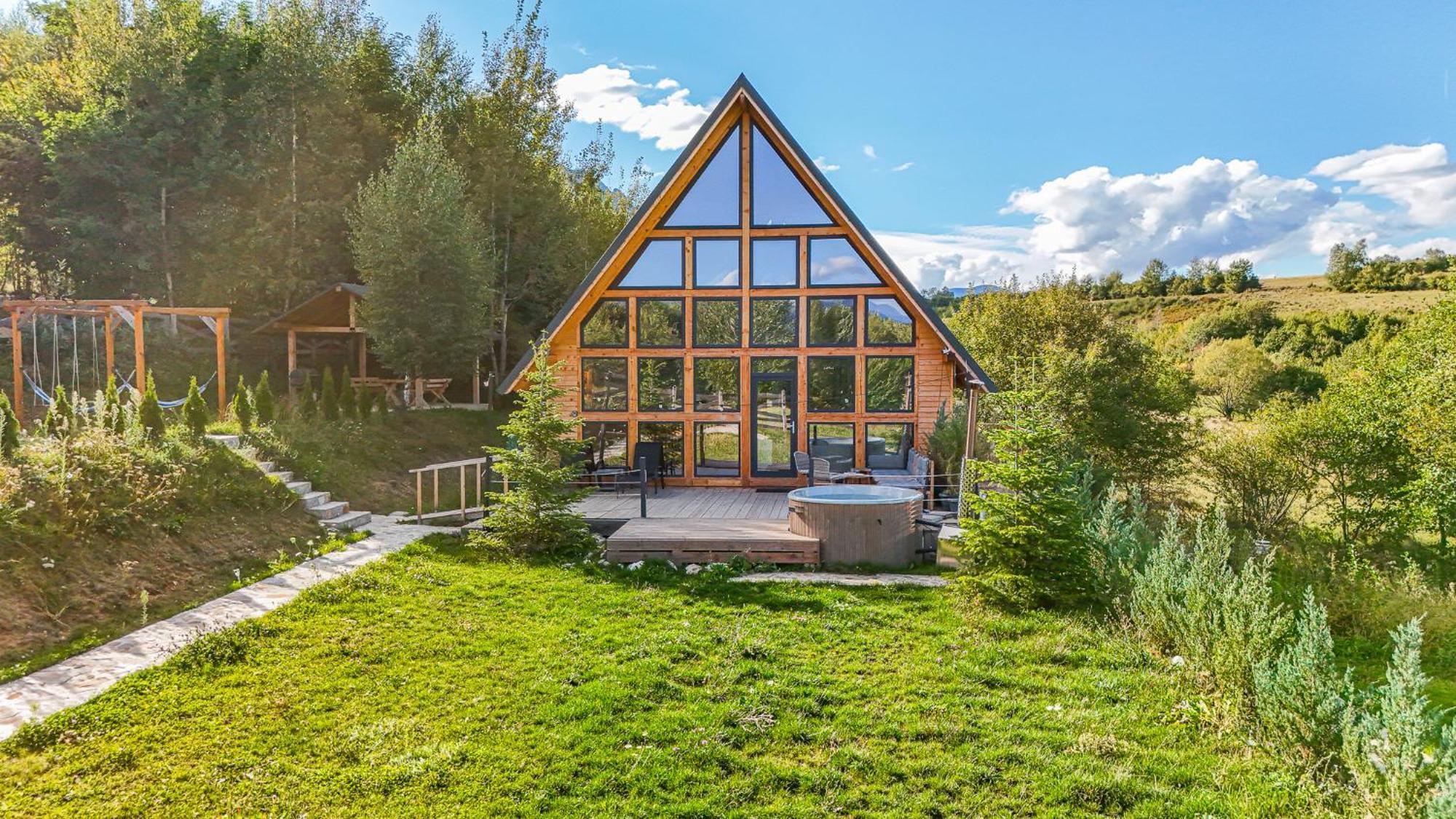 Cabana Timbernest Bran  Luaran gambar