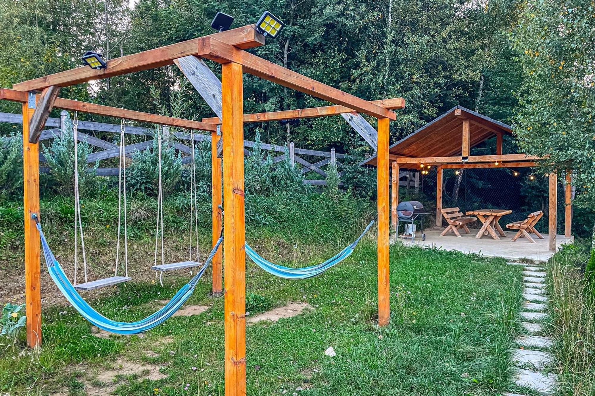 Cabana Timbernest Bran  Luaran gambar
