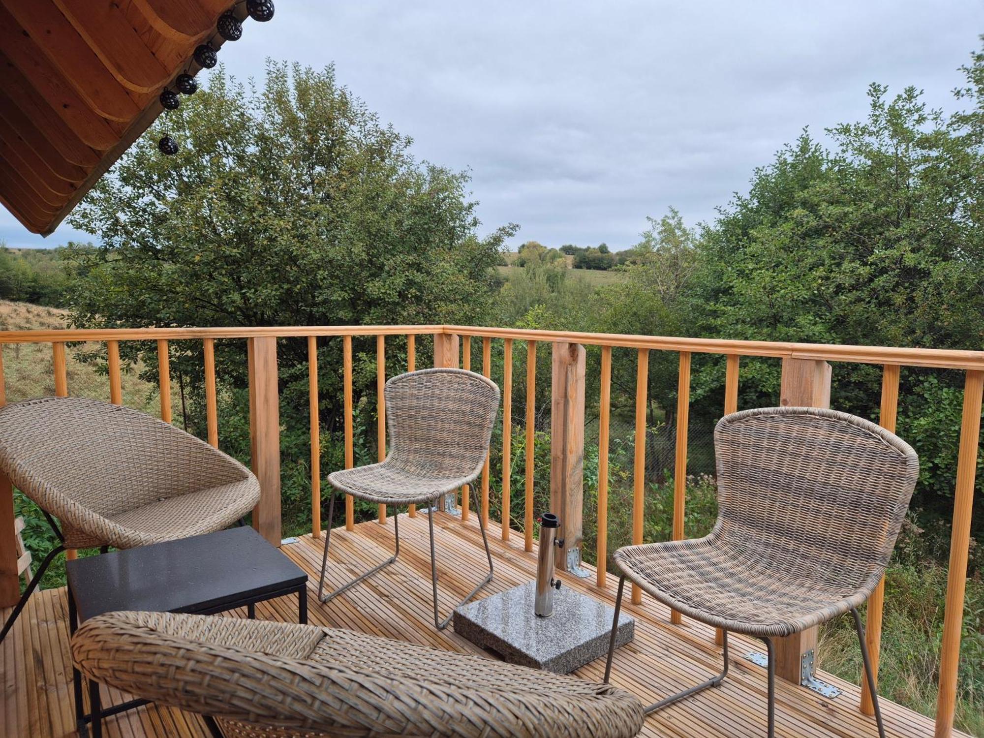 Cabana Timbernest Bran  Luaran gambar
