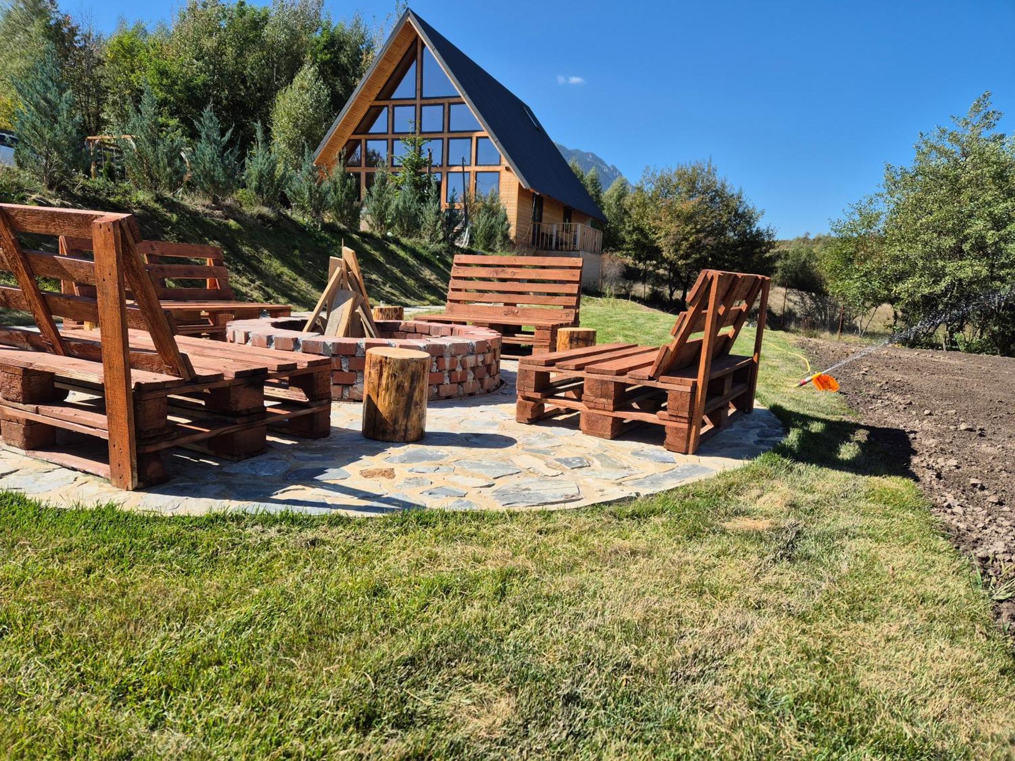 Cabana Timbernest Bran  Luaran gambar