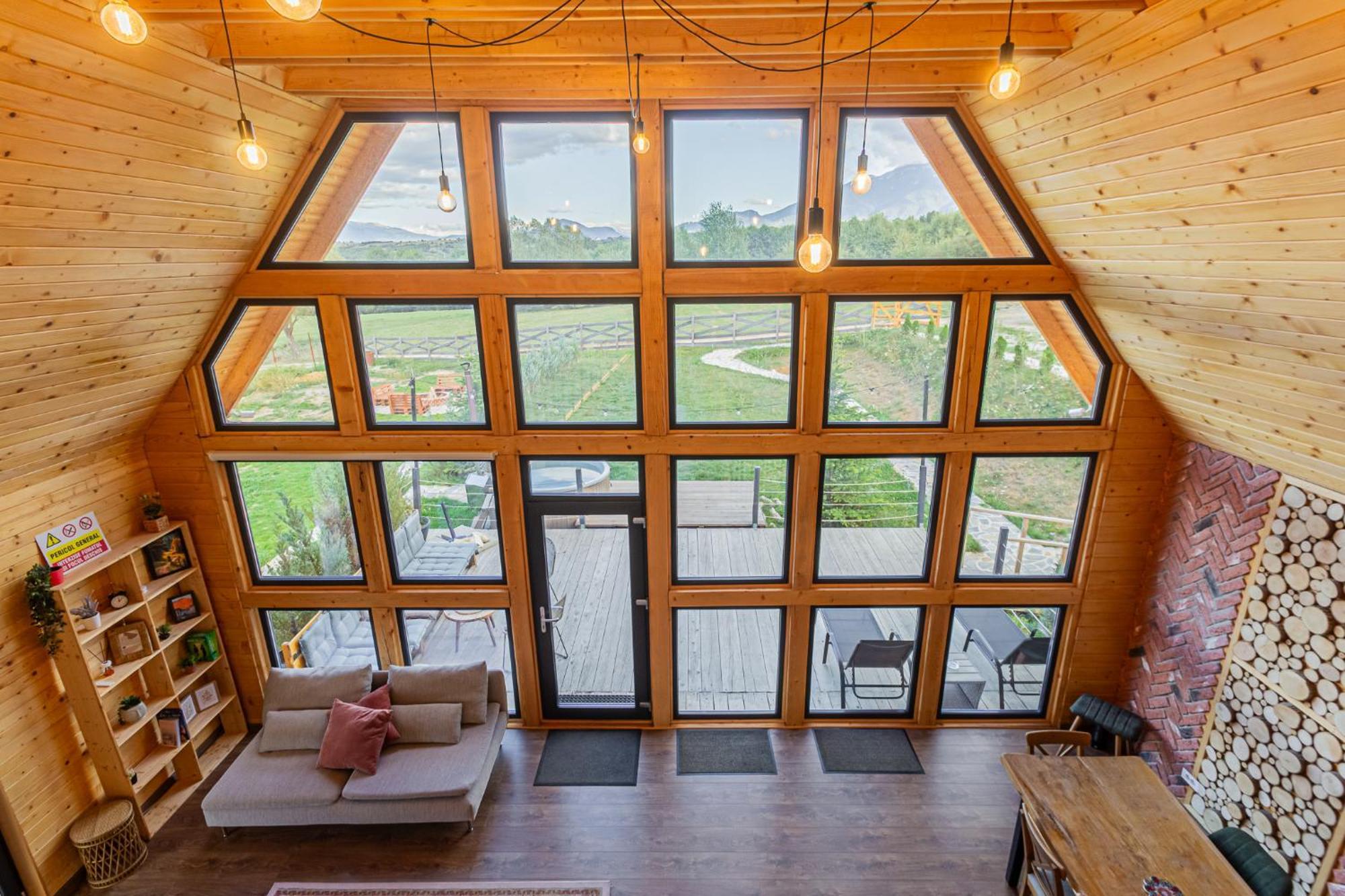 Cabana Timbernest Bran  Luaran gambar